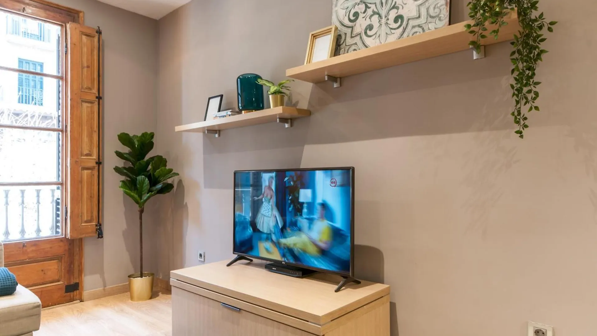 Apartment Casa Pilar Central By Myrentalhost Barcelona Spain